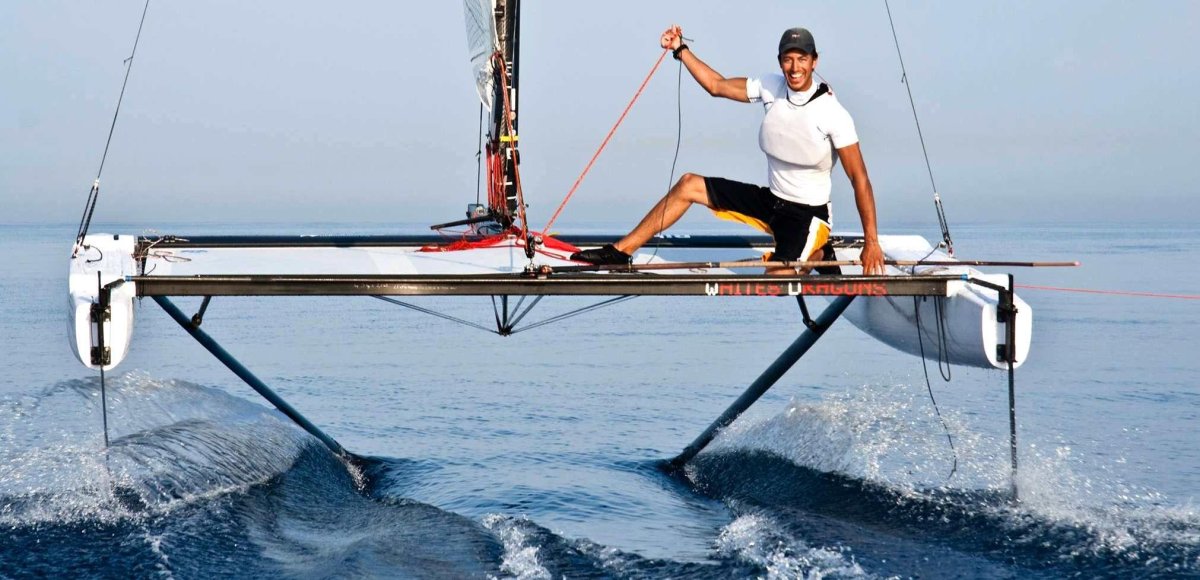 Парусный тримаран Hydroptere