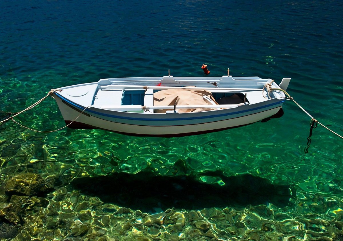 Прозрачное море