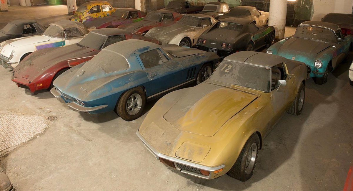 Заброшенные редкие автомобили