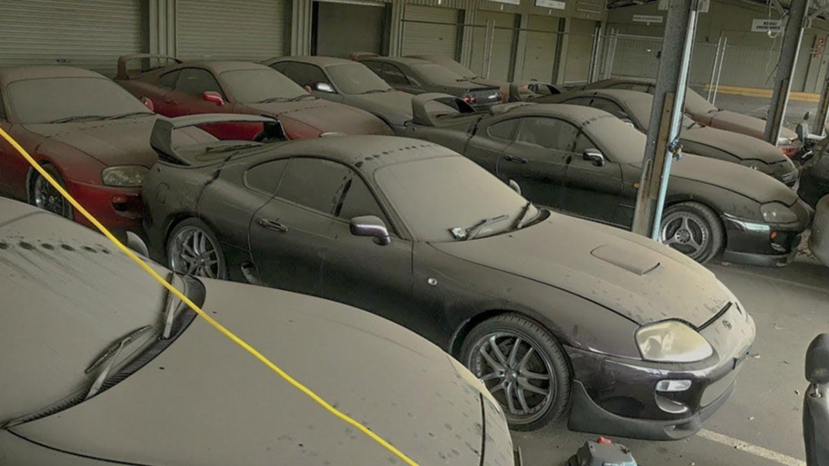 Заброшенные машины в Японии Марк 2