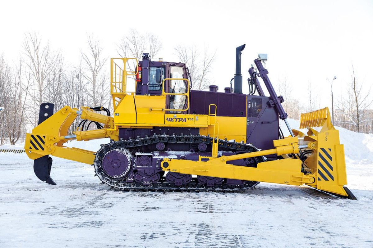 Бульдозер ЧЕТРА т9