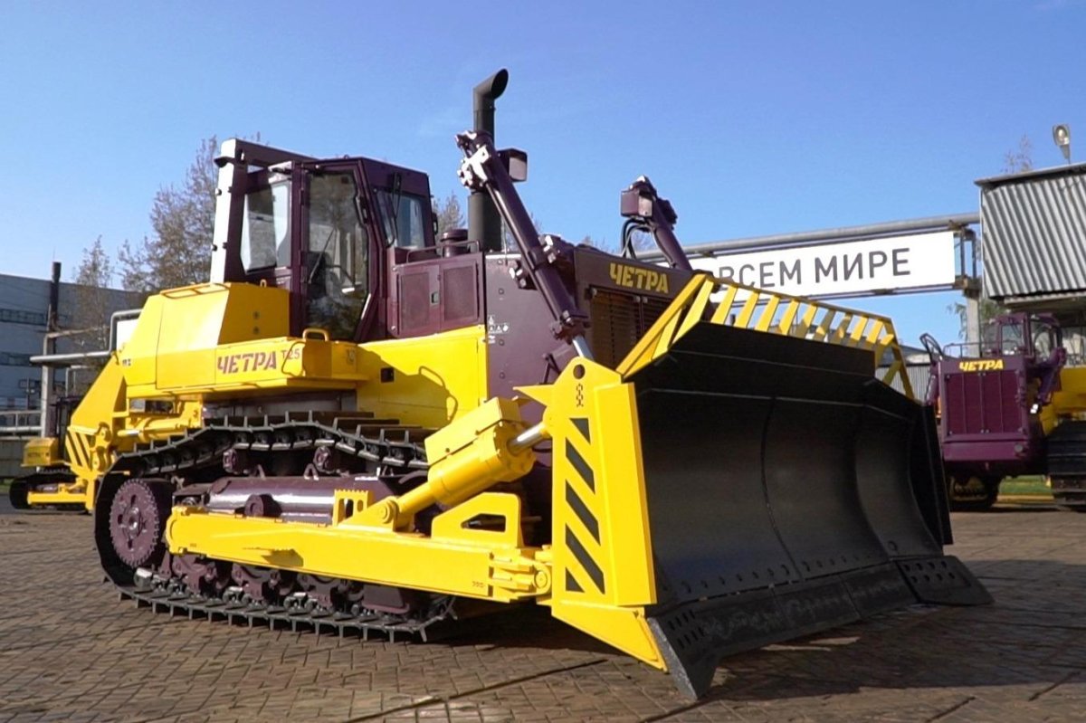 Бульдозер ЧЕТРА Т 25
