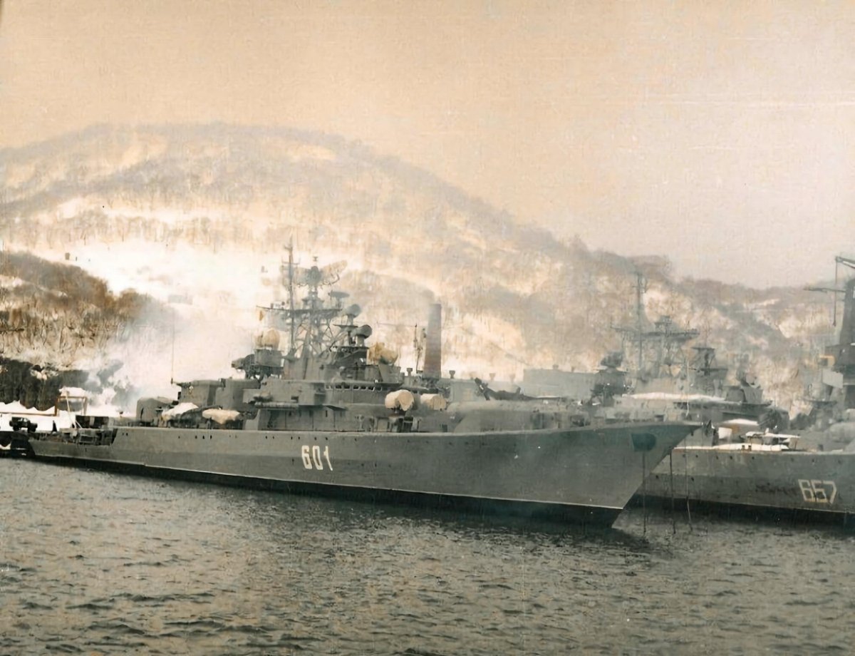 Сторожевой корабль туча