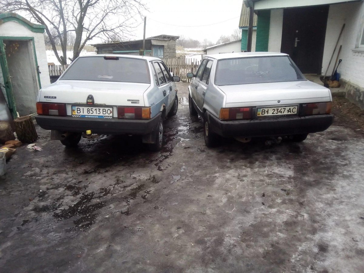 Фиат регата и ВАЗ 21099