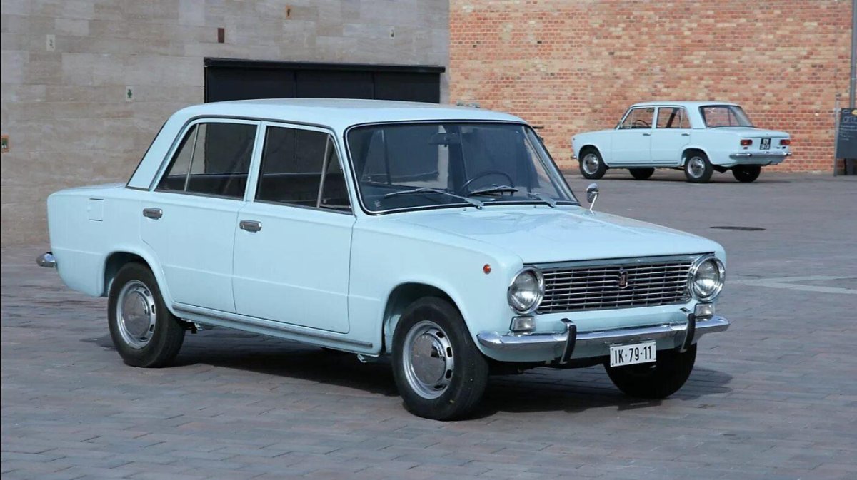 Fiat 124 и ВАЗ 2101