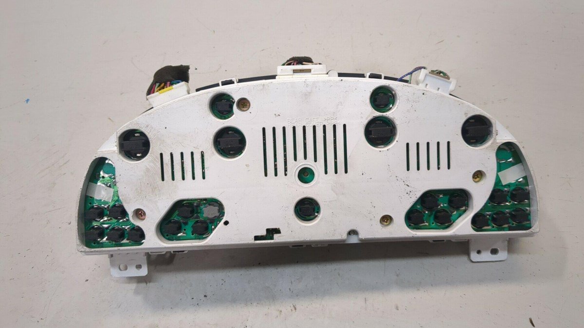 Приборная панель Нубира 2