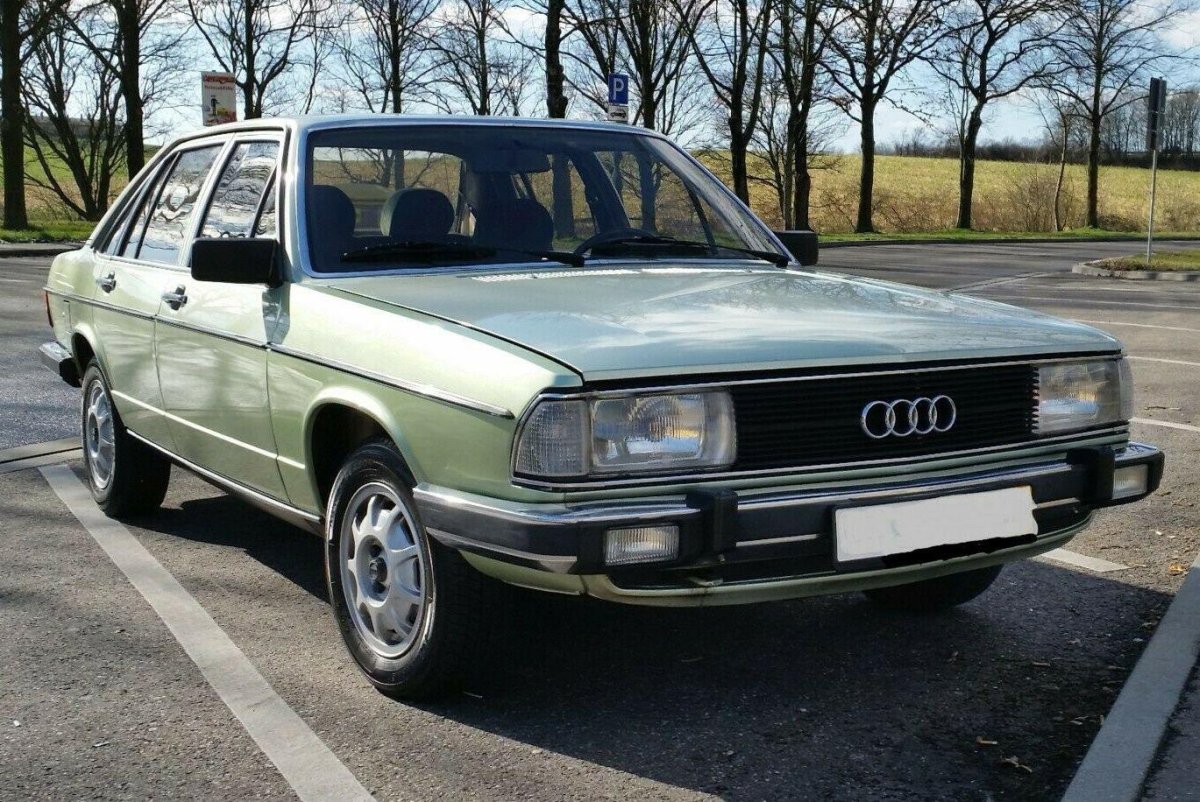 Audi 100 c2 Typ 43