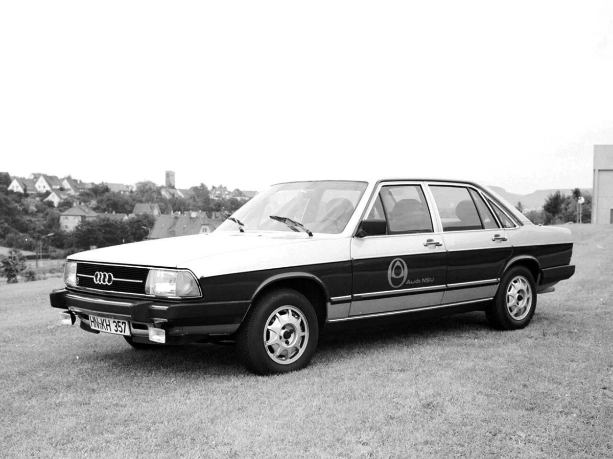 Audi 100 c2