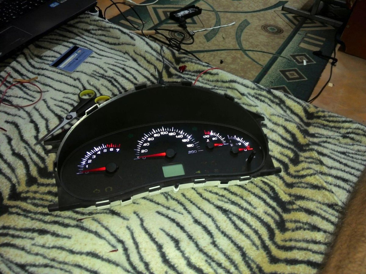 Приборная панель ВАЗ 2112 европанель