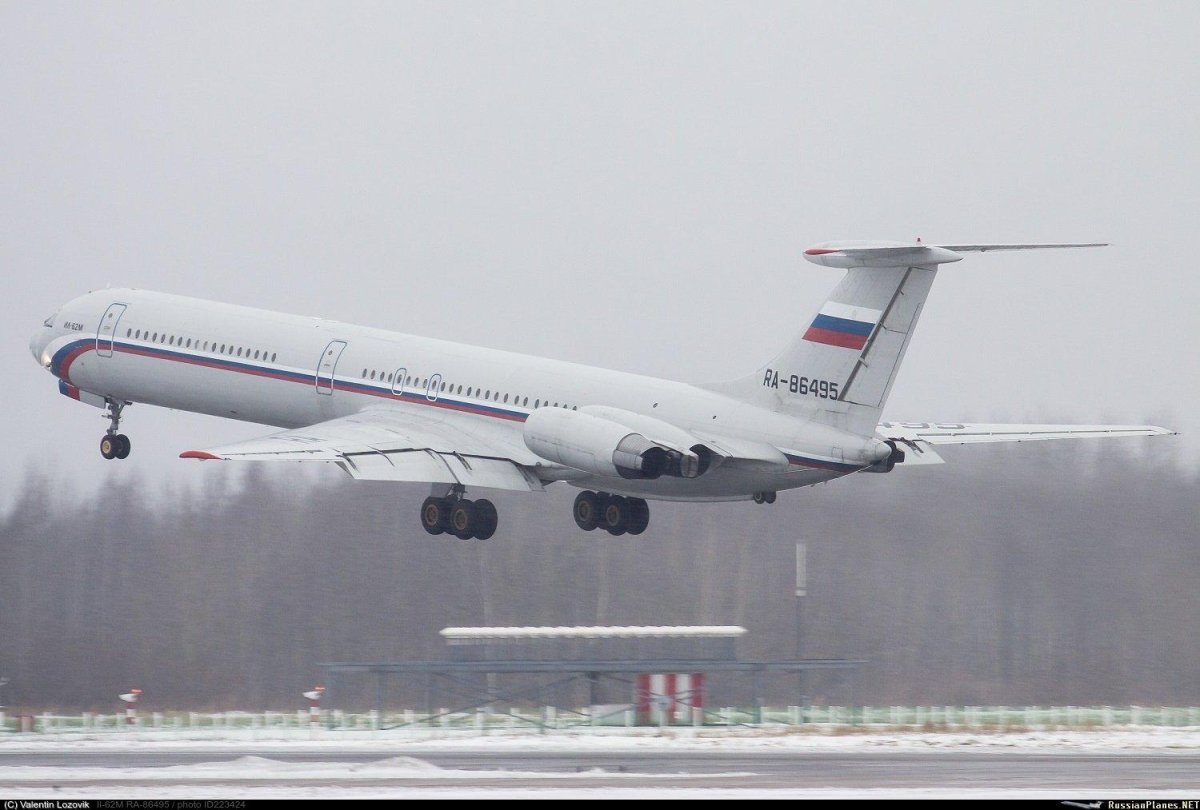 Ил 62м ra-86495