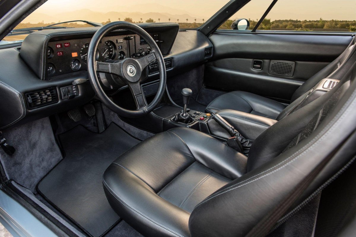 BMW m1 e26 салон