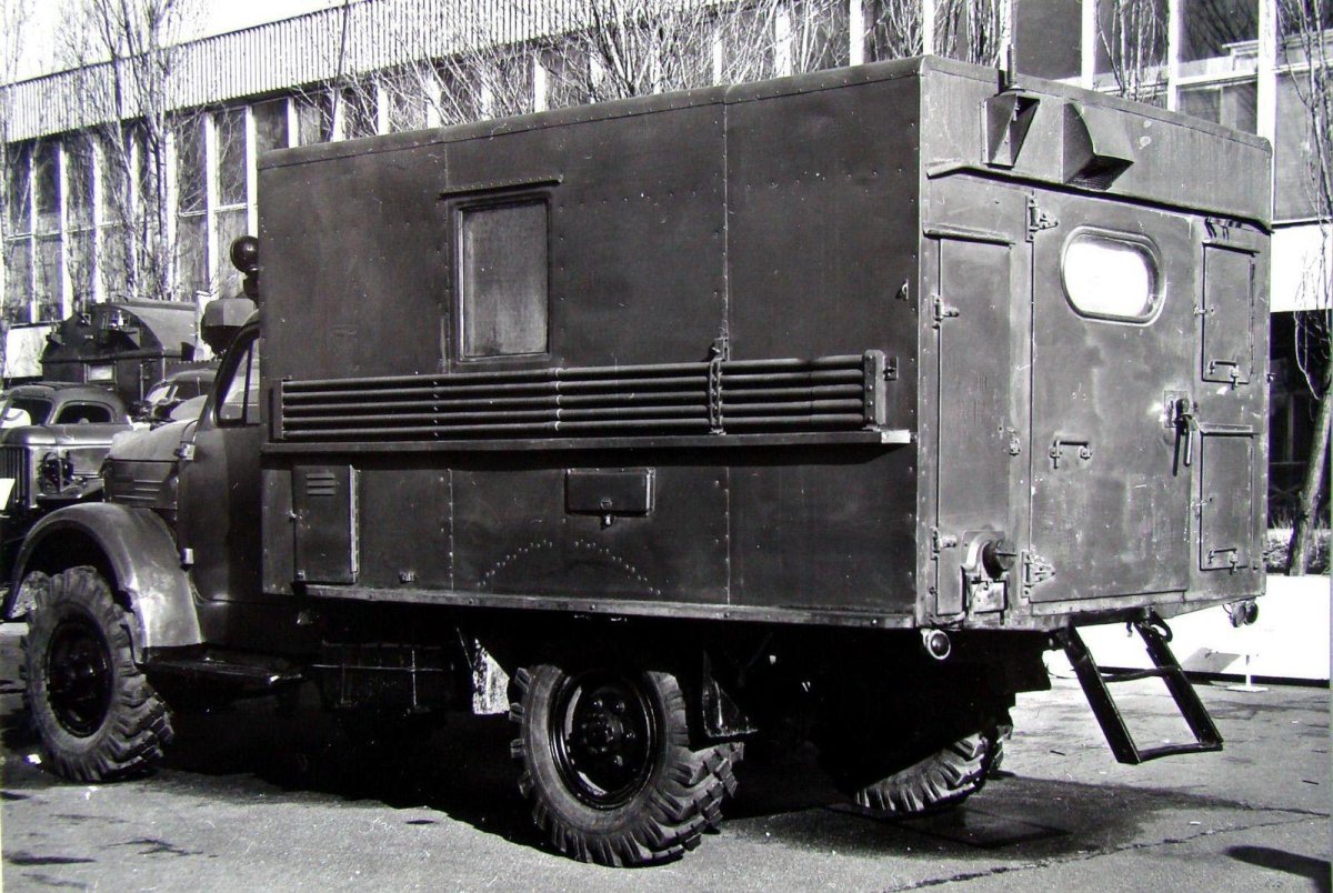 Радиостанция р-103м