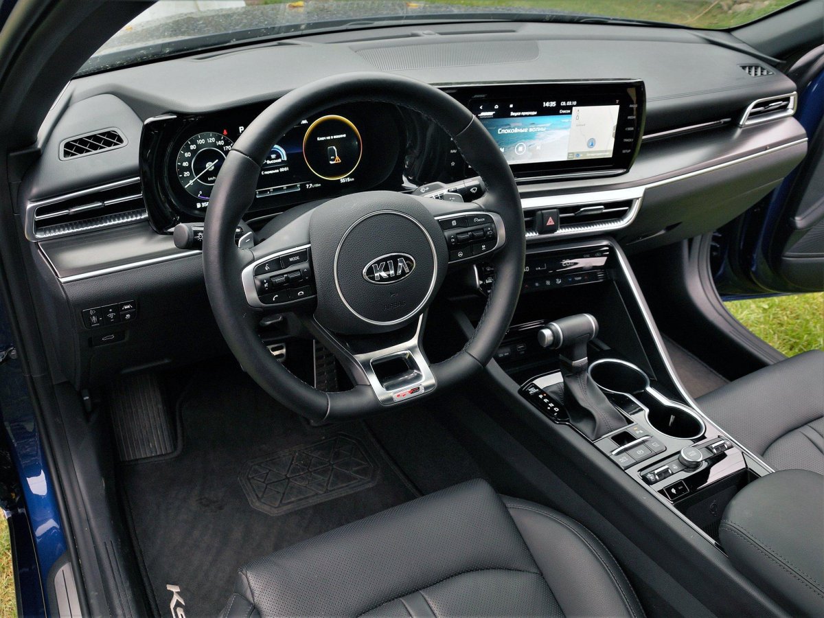 Kia k5 2022 салон