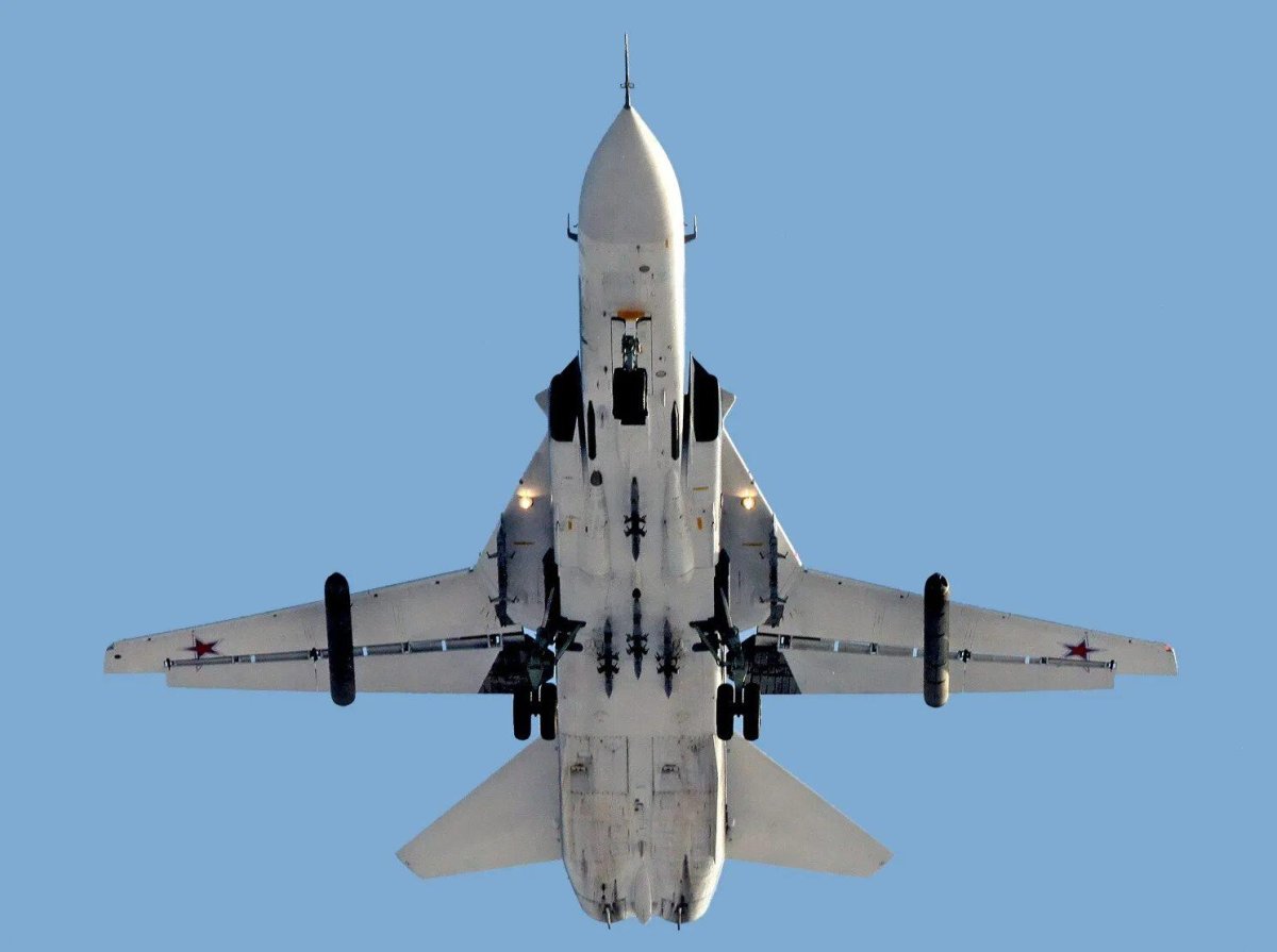 Су 24м бомбардировщик