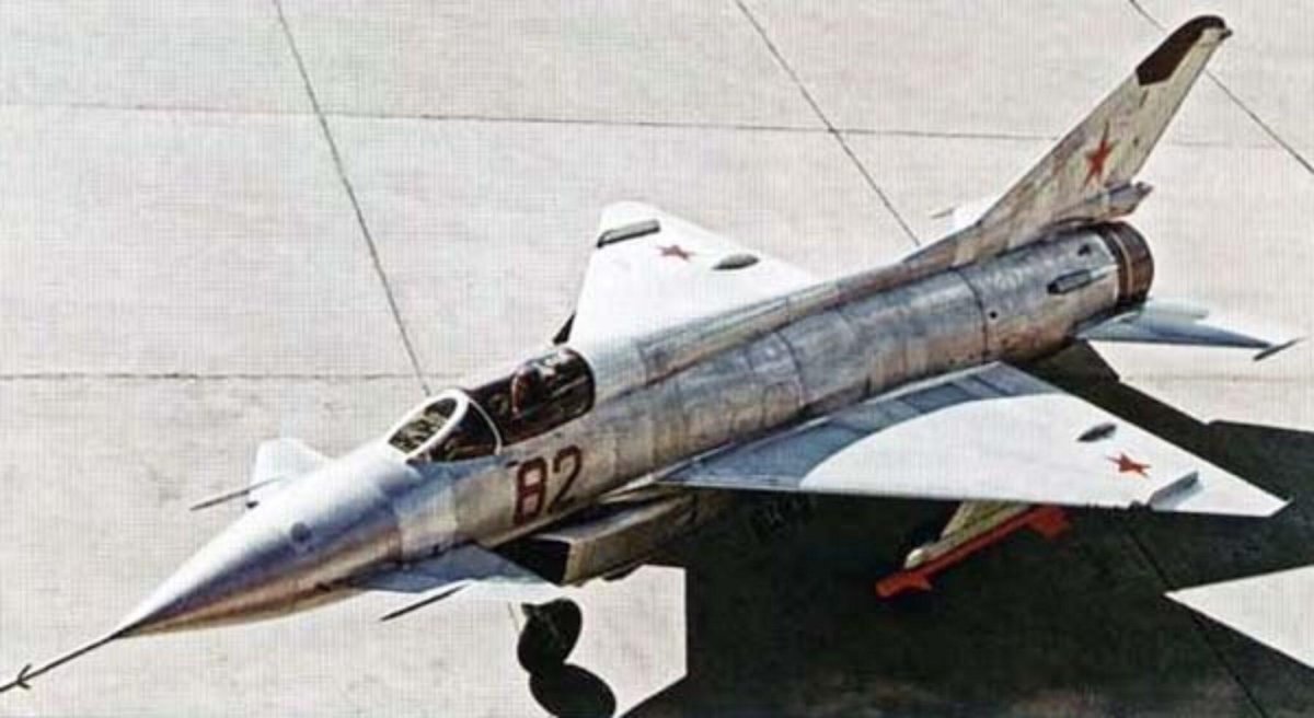 Самолет е-8 Микояна