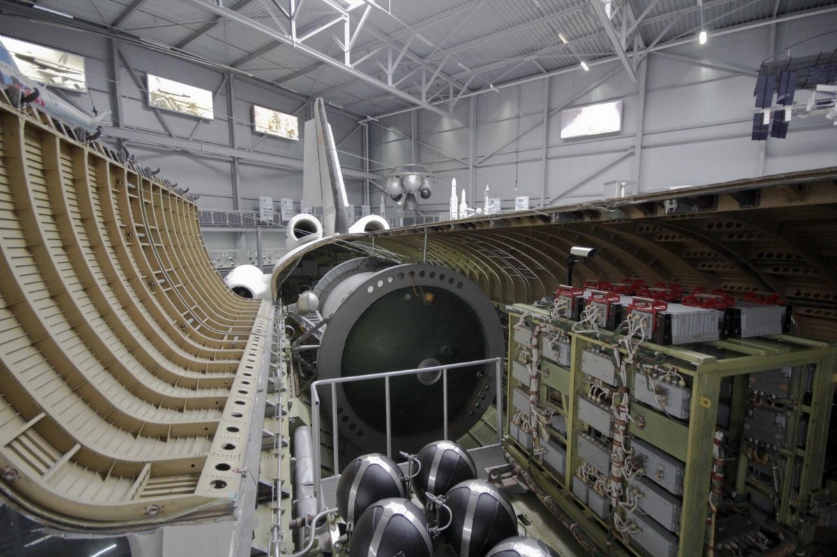 Космический корабль Буран изнутри