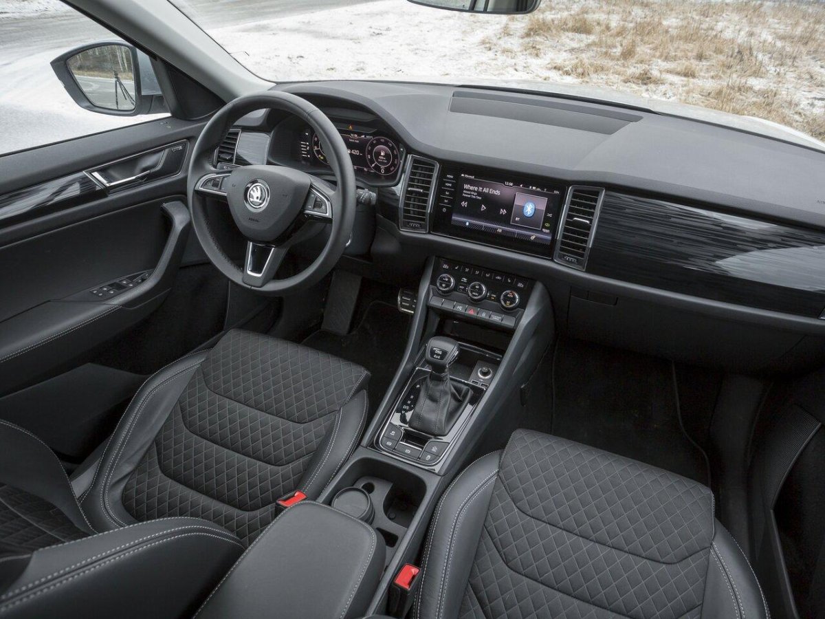 Skoda Octavia 2022 салон