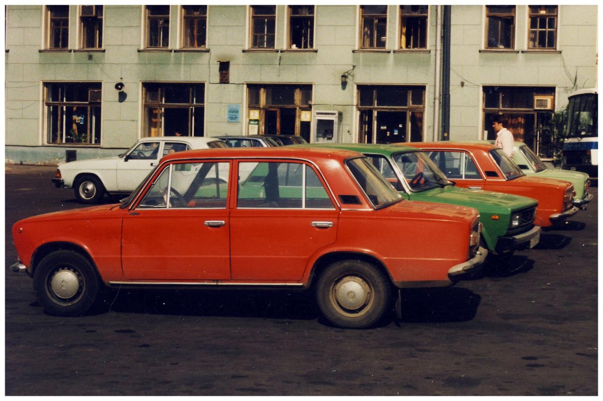 Жигули 2141