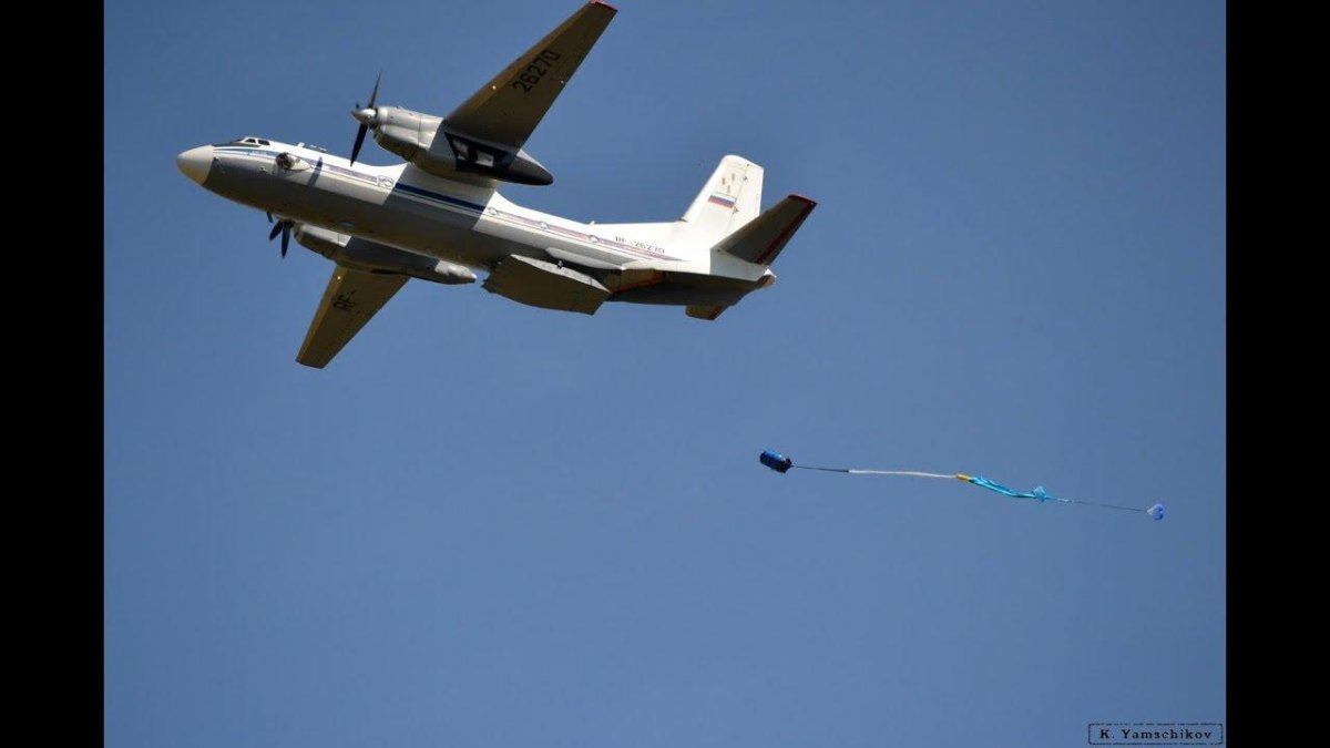 АН-22 десантирование