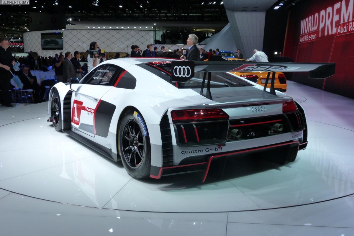 Ауди р8 е трон