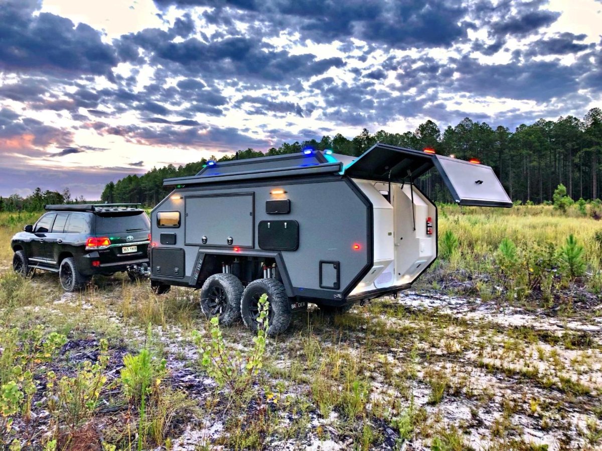 Автоприцеп off-Road Camper