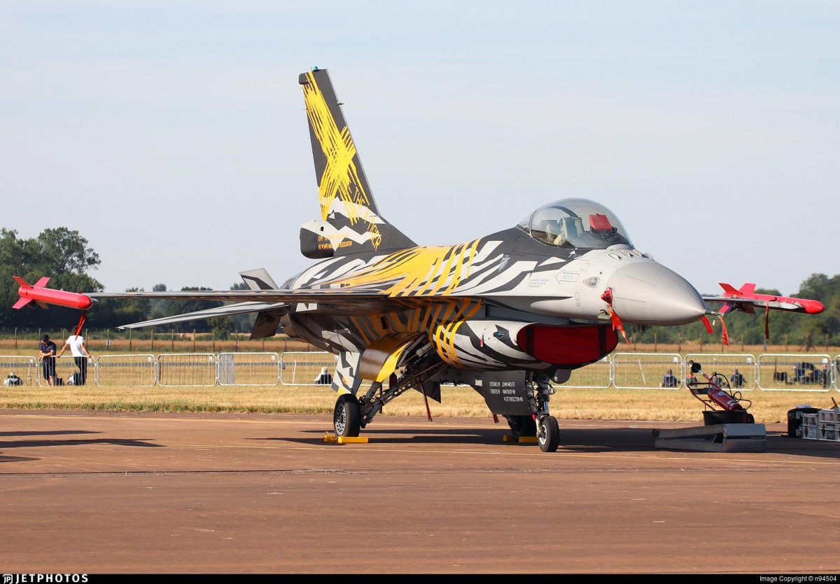 F-16 Fighting Falcon