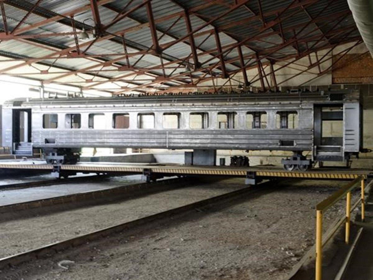 Кузов вагона электропоезда