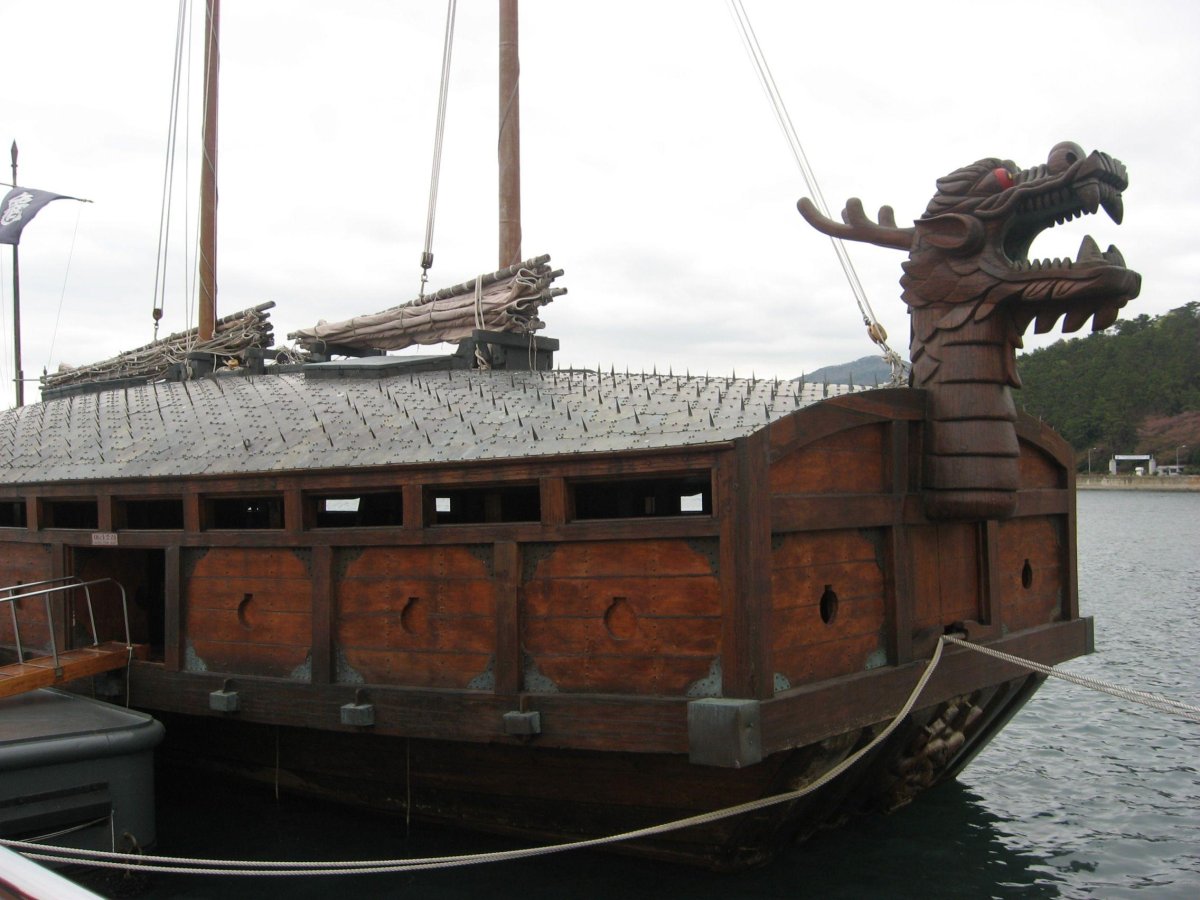 Черепаха корабль Кобуксон