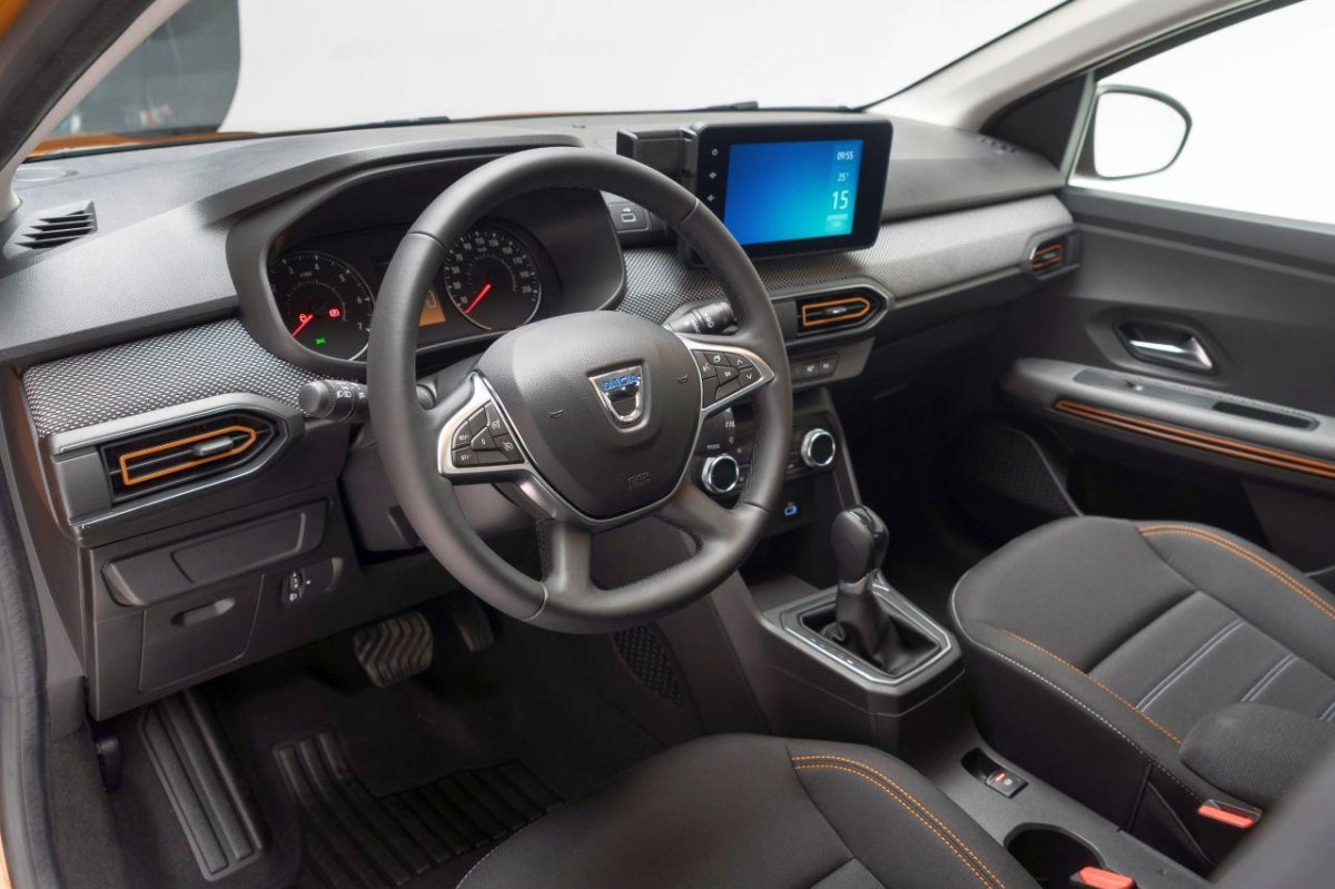 Renault Sandero Stepway 2021 салон