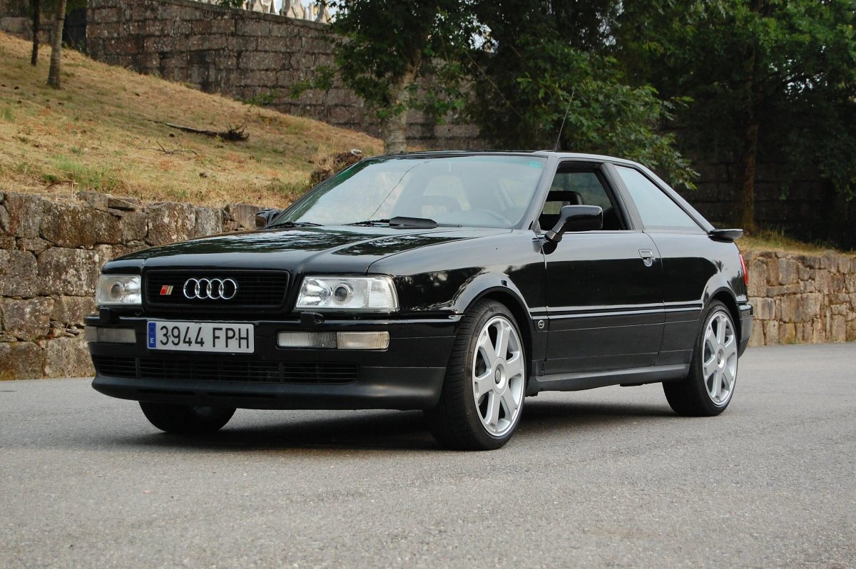 Audi s2 Coupe quattro
