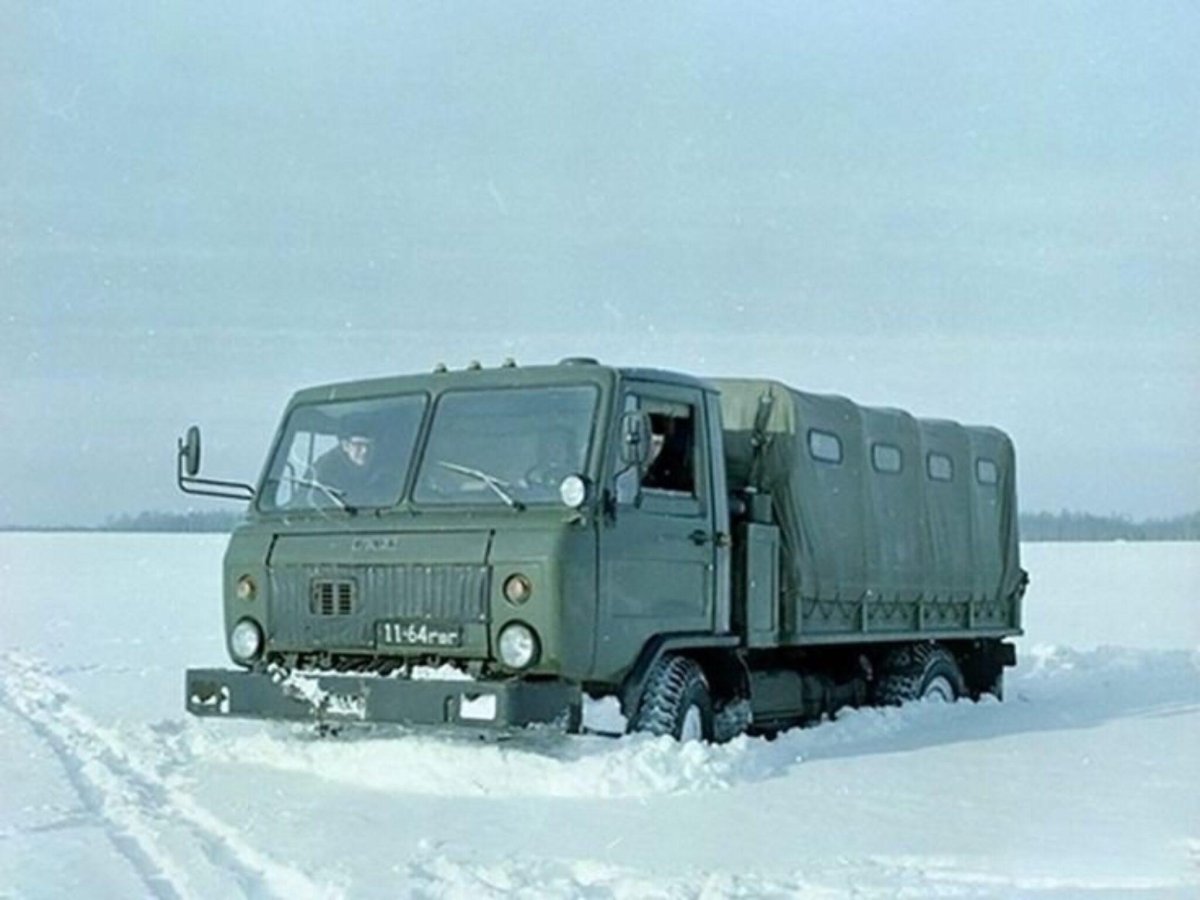 ГАЗ-3301 И ГАЗ-66