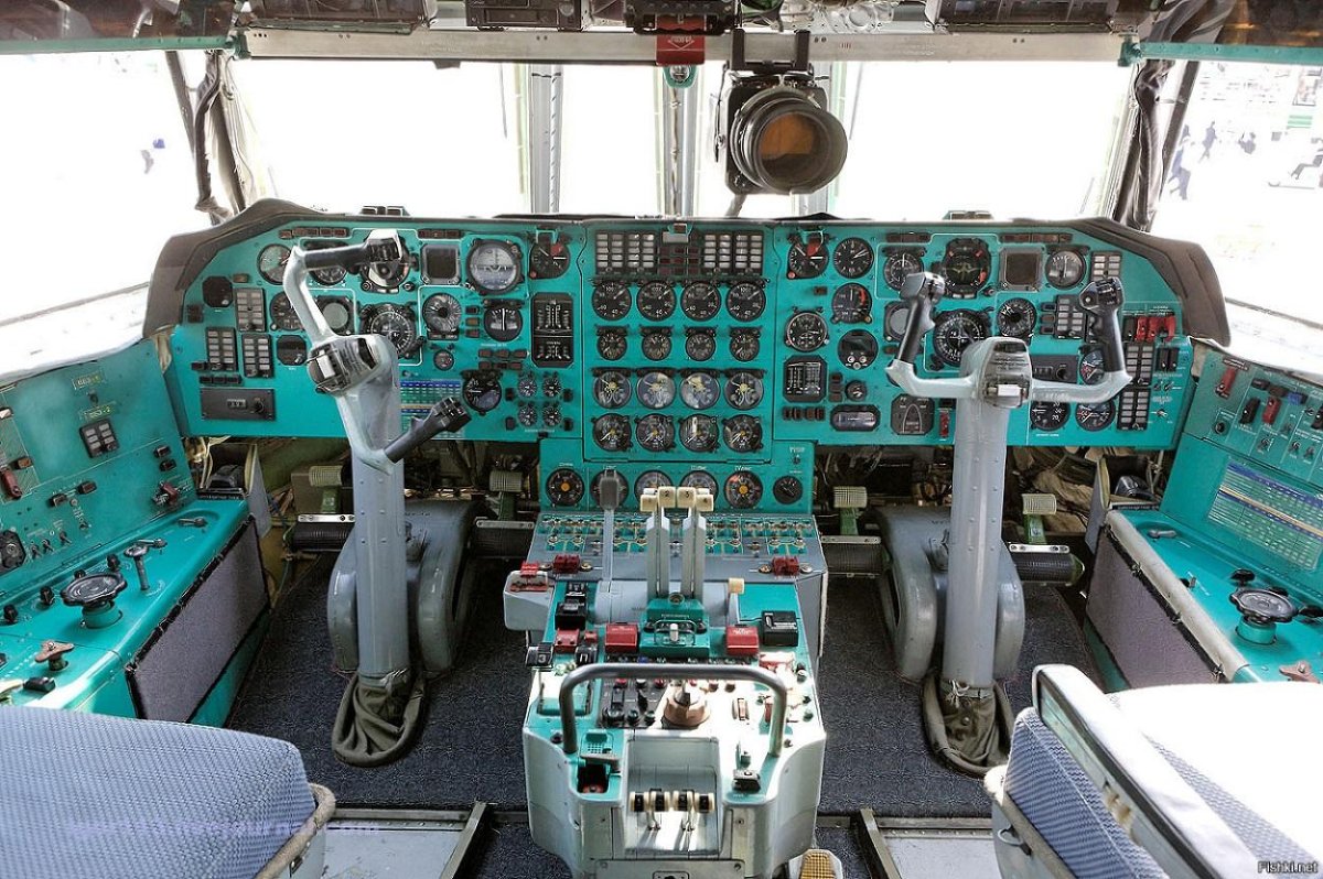 Ил 76 МД кабина