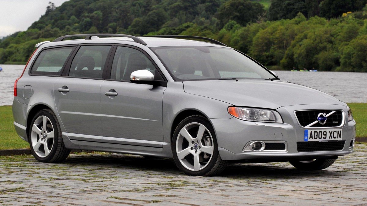 Volvo v70r универсал