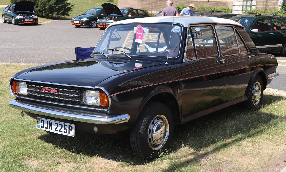 Машина Остин 1976