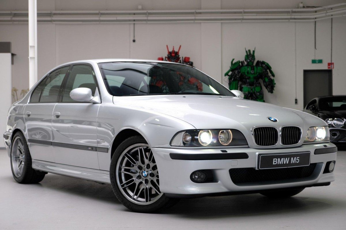 BMW m5 e39 2001