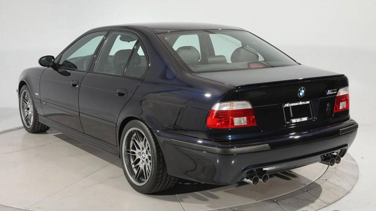 BMW e39 2003