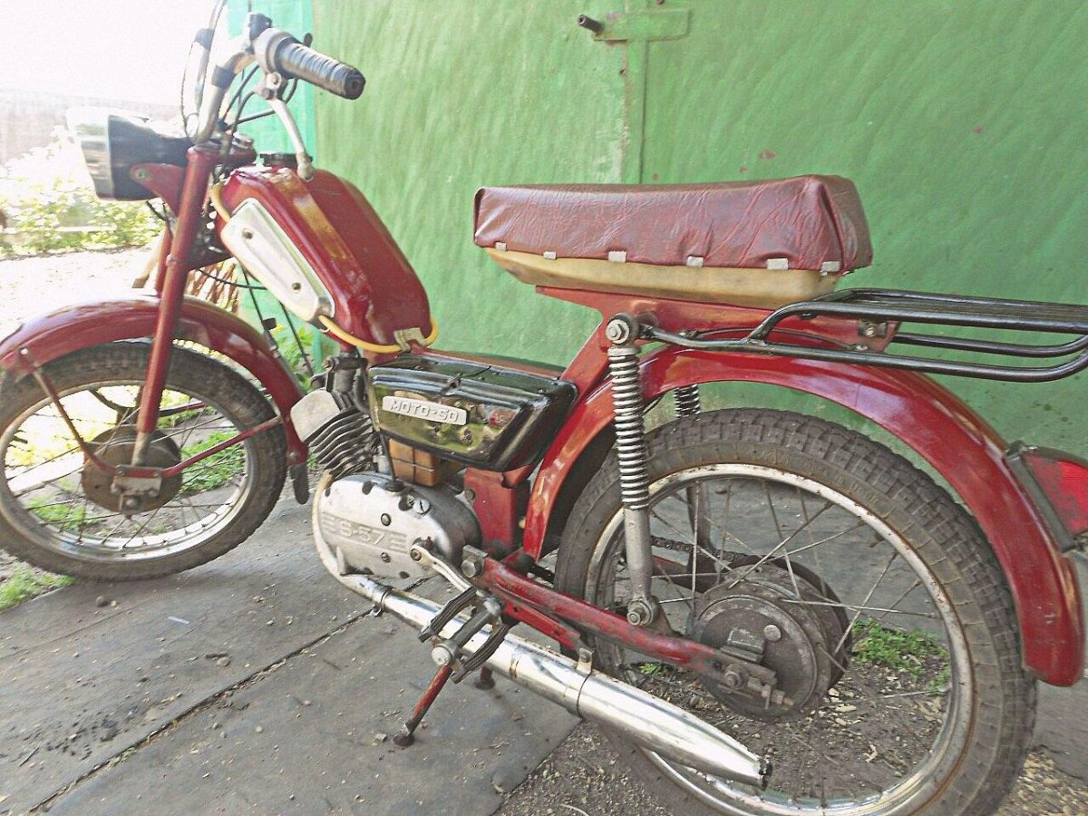 Советский мопед Верховина