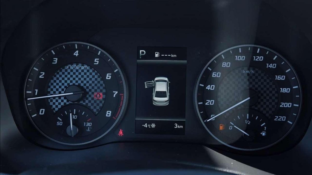 Панель приборов Хендай Солярис 2020