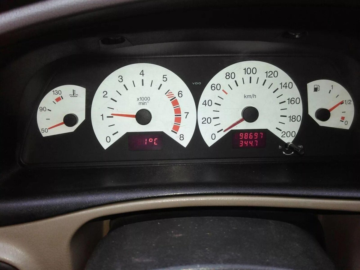 Приборная панель Нива Шевроле