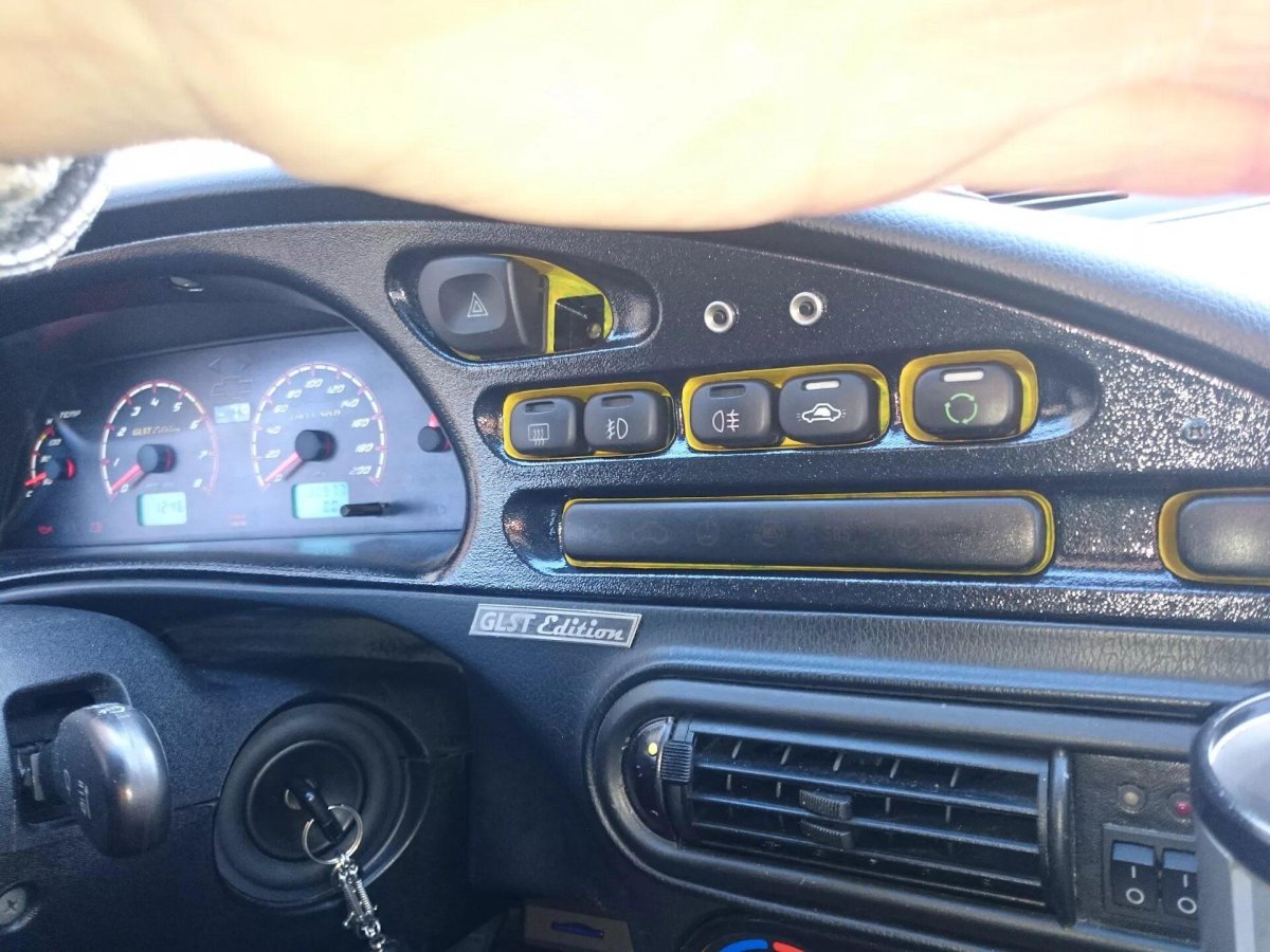 Приборная панель Chevrolet Niva