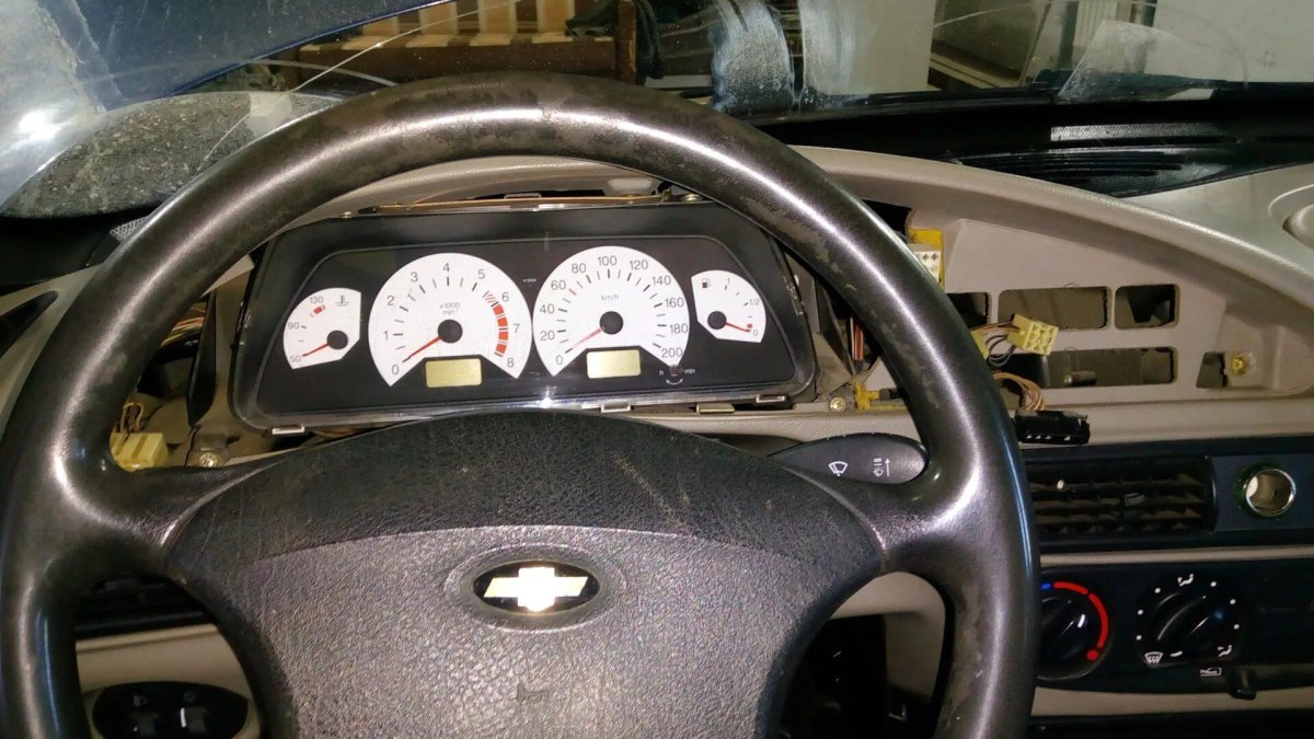 Подсветка приборной панели Нива 21214