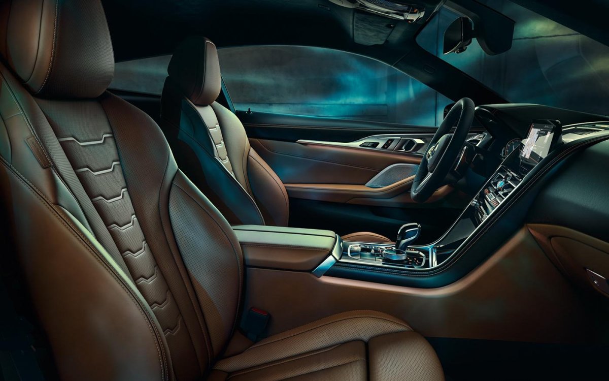 BMW 8 Series Gran Coupe салон