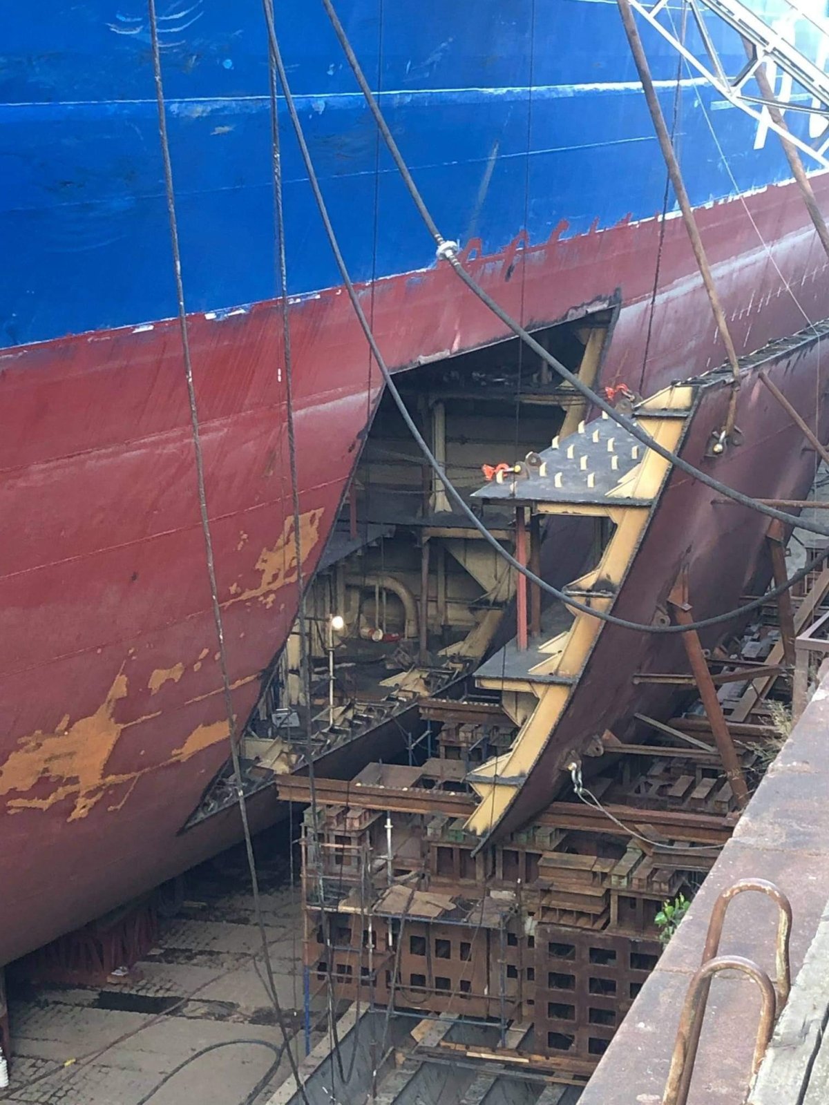 Ледокол 22220