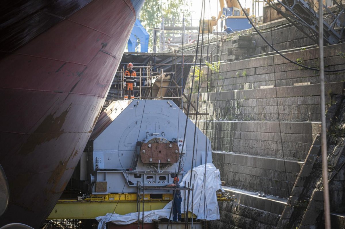 Гребной электродвигатель ПГ 150/65