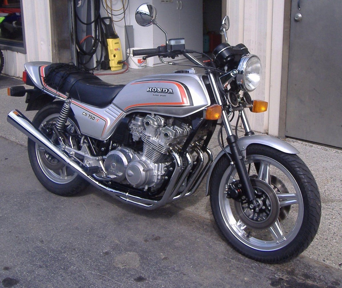 Honda CB 750