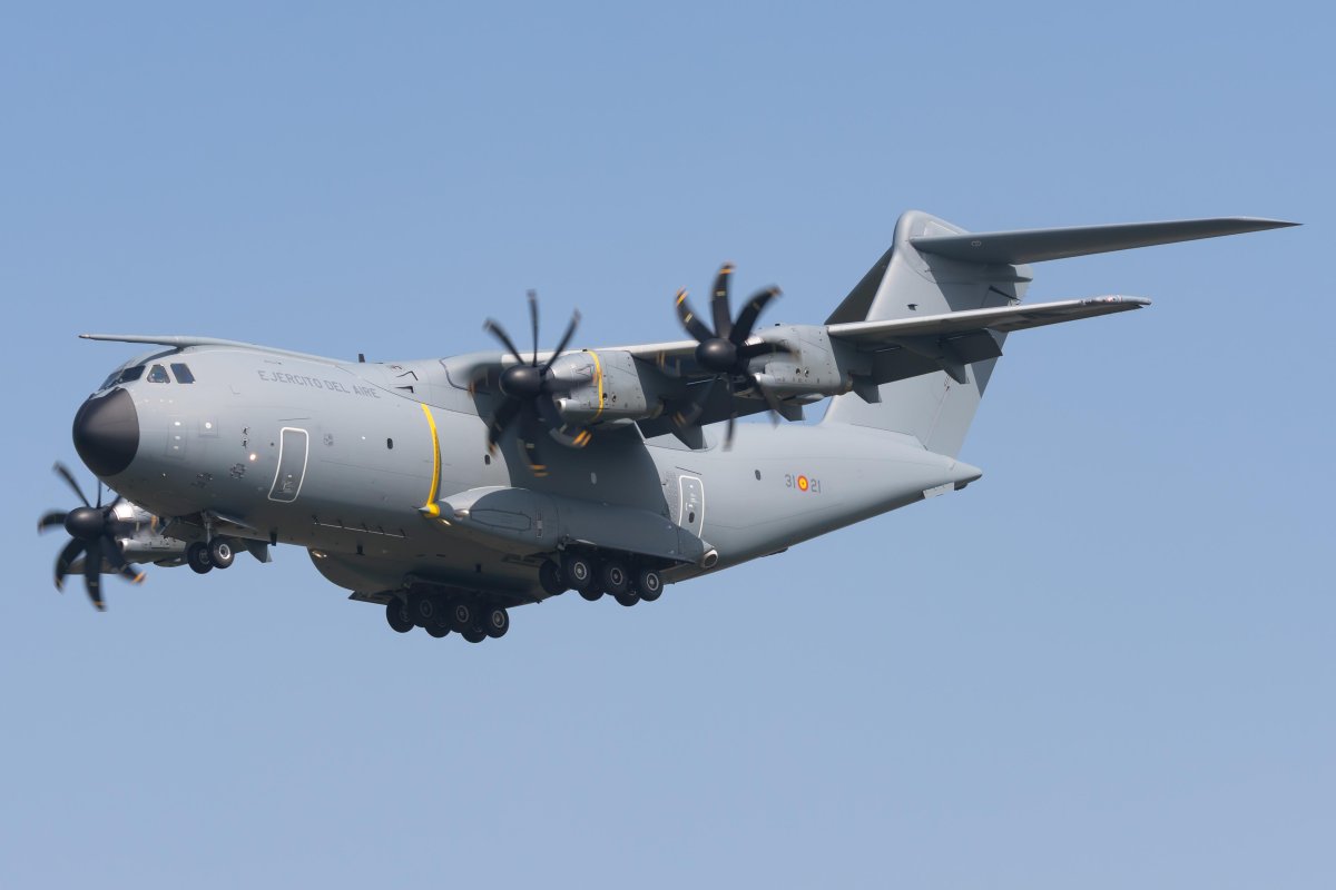 Airbus a400m-180