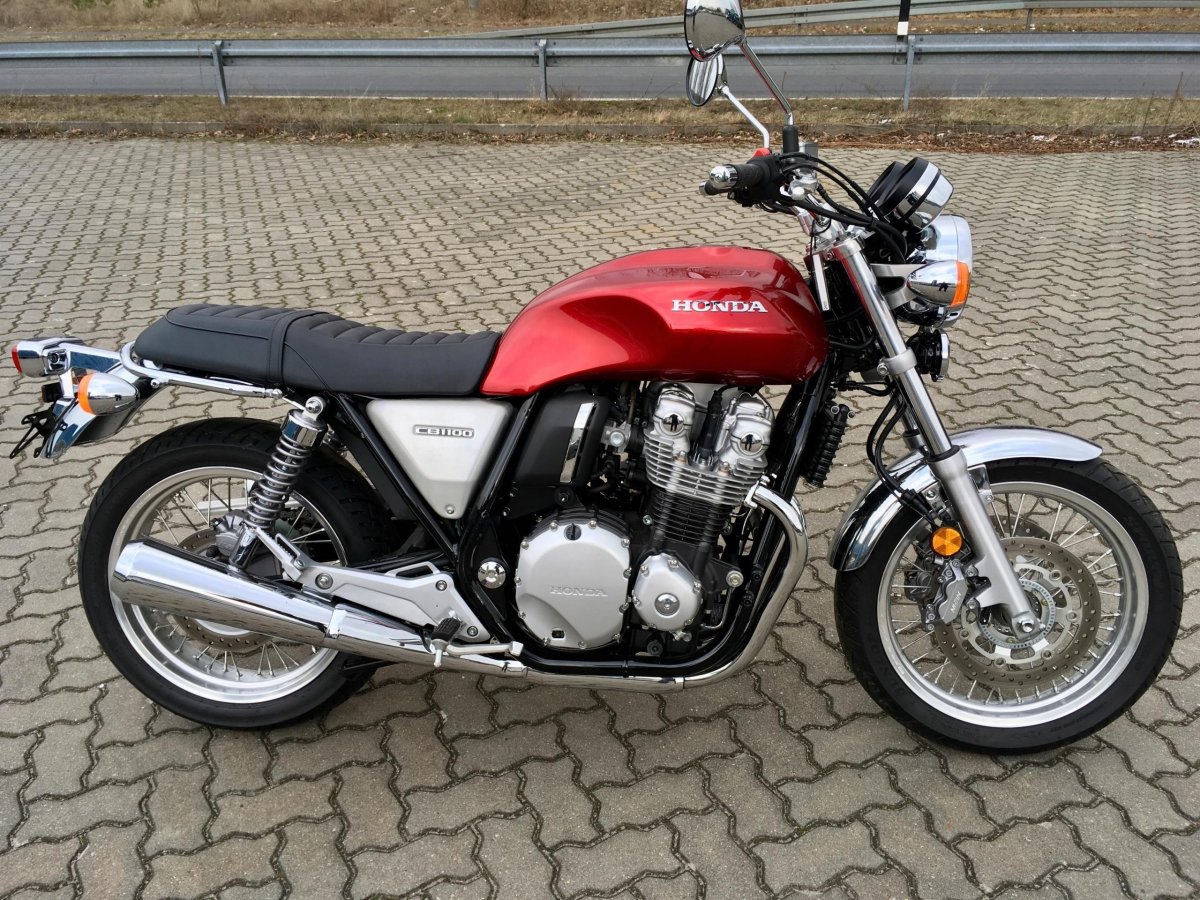 Honda cb1100 2018
