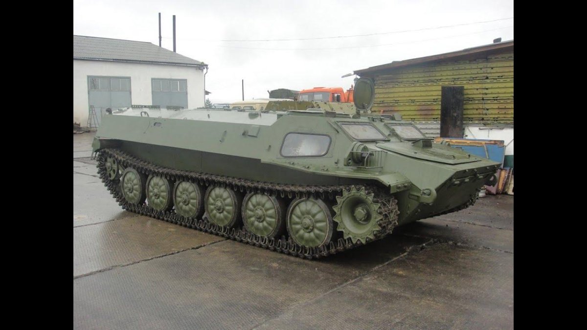 Гусеничный вездеход МТЛБ