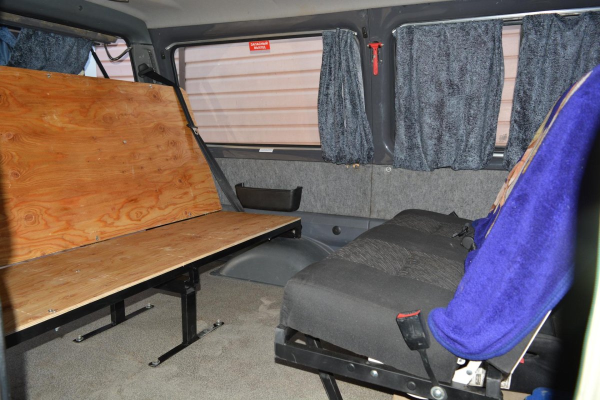 ГАЗ-2217 Соболь салон автодом