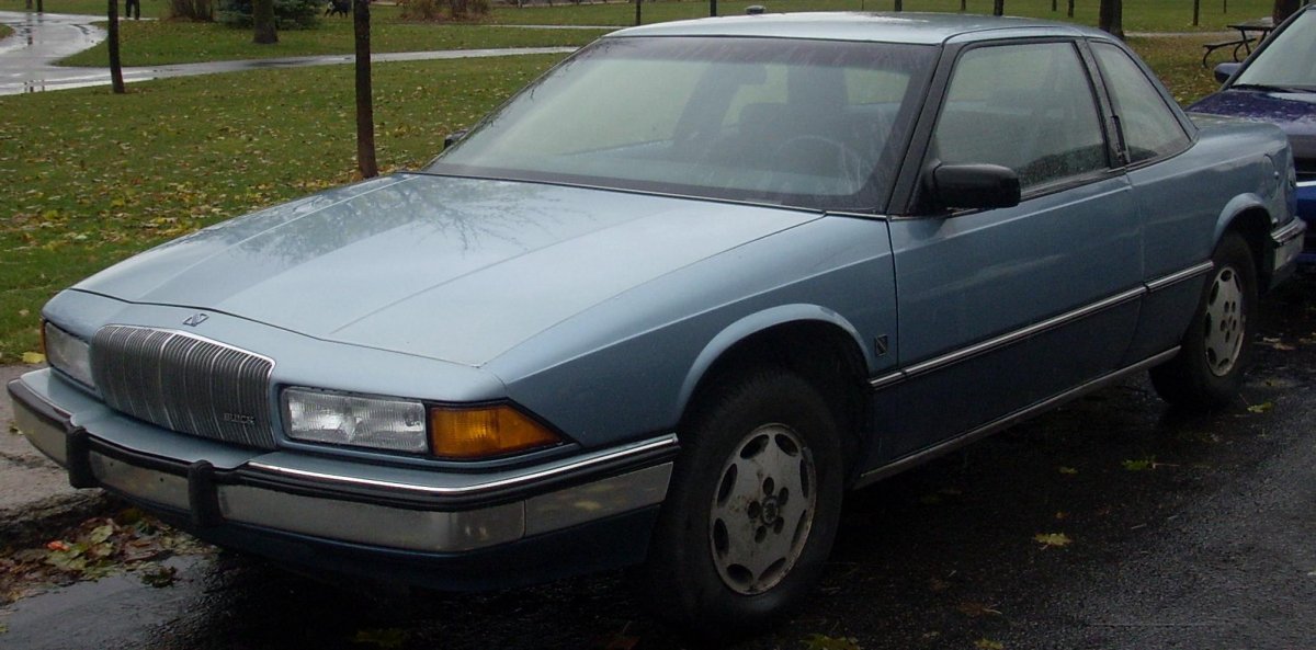 Бьюик Регал 1989 купе